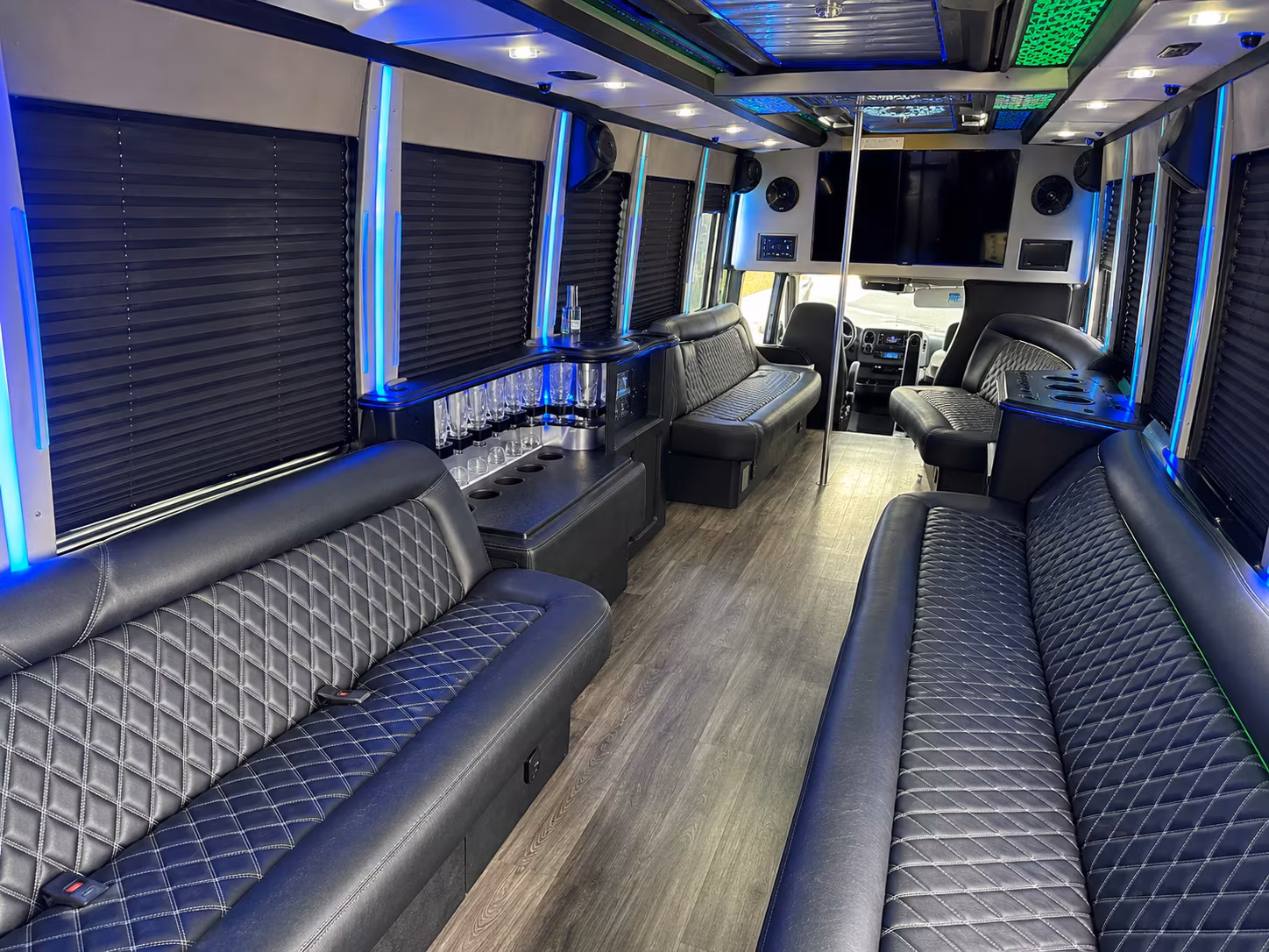 Jurupa Valley Winery Tour & Pub Crawl Transportation party bus exterior